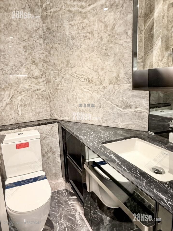 The Southside Rental 2 Bedrooms , 1 Bathroom 454 ft² ( 42.2 m² )