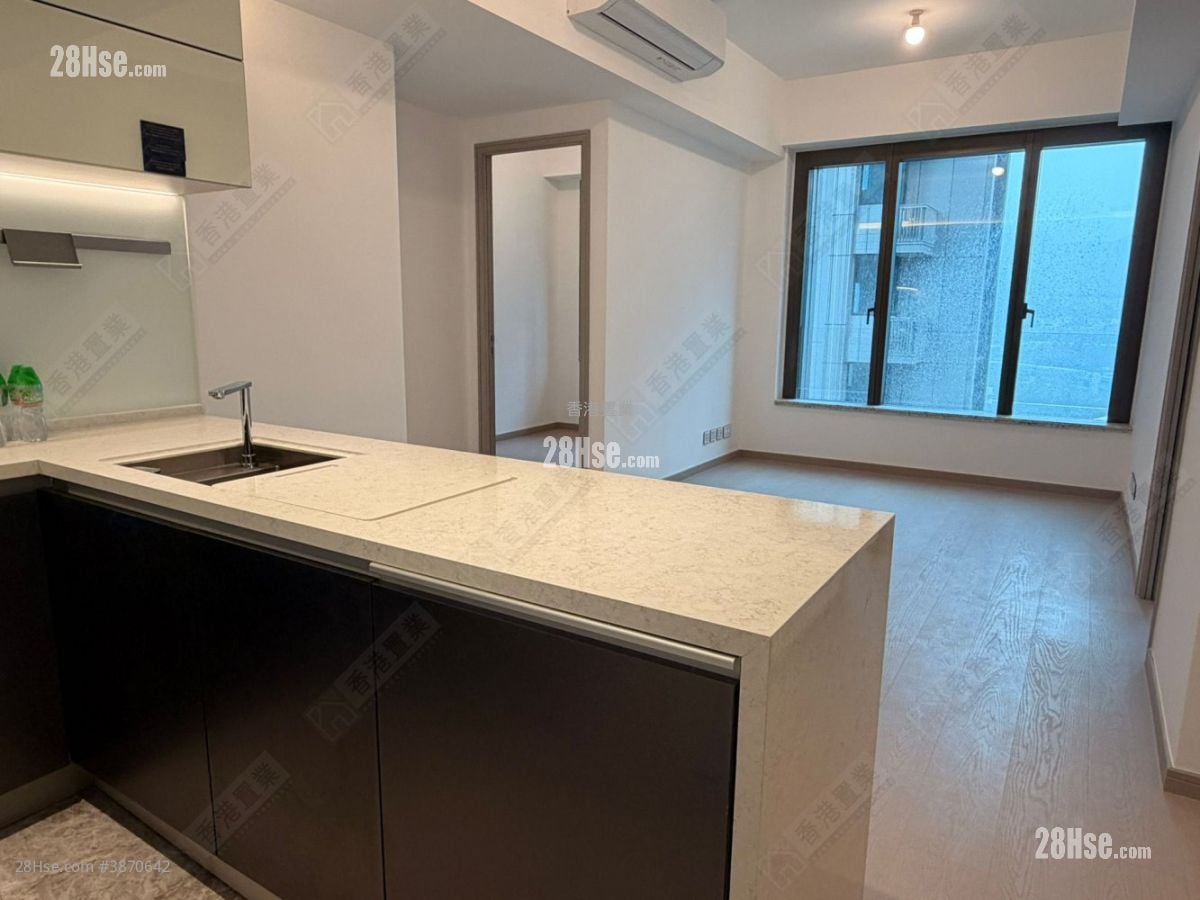 The Southside Rental 2 Bedrooms , 1 Bathroom 454 ft² ( 42.2 m² )