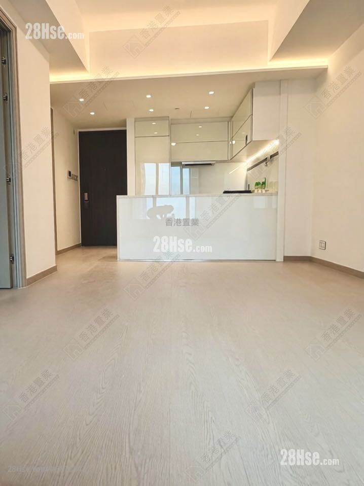 The Southside Rental 2 Bedrooms , 1 Bathroom 454 ft² ( 42.2 m² )