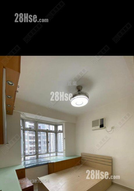 Aberdeen Centre Sell 2 Bedrooms , 1 Bathroom 438 ft² ( 40.7 m² )