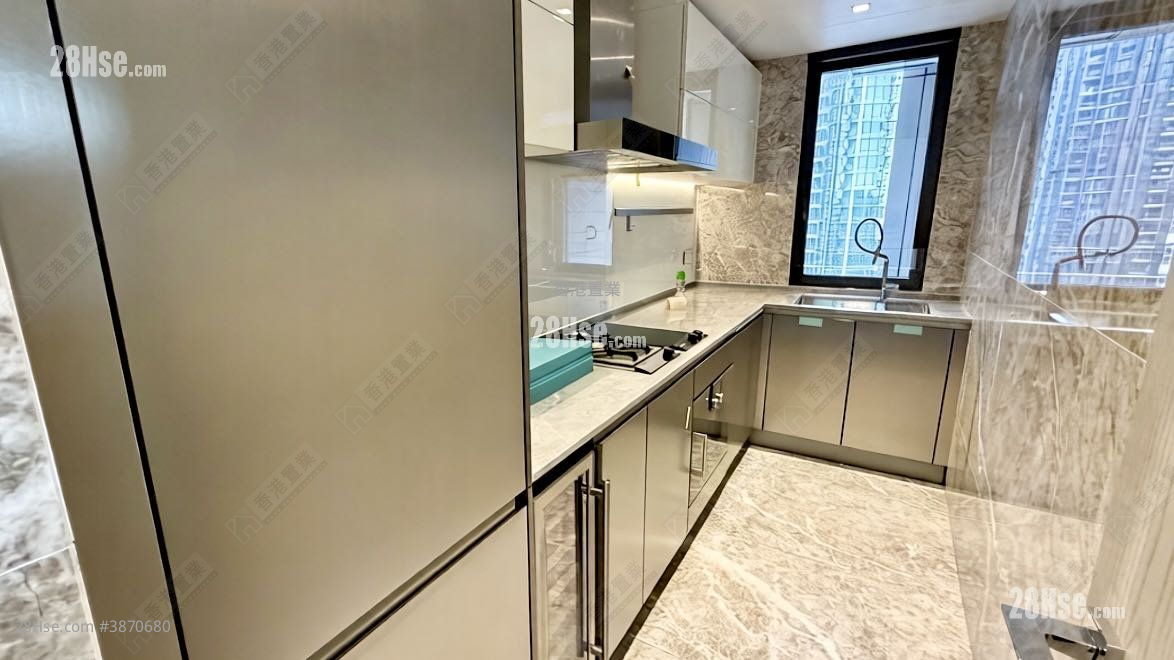 The Southside Rental 3 Bedrooms , 3 Bathrooms 802 ft² ( 74.5 m² )