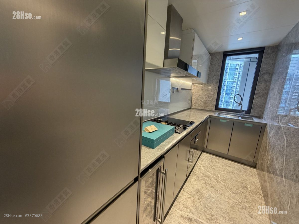 The Southside Rental 3 Bedrooms , 3 Bathrooms 802 ft² ( 74.5 m² )