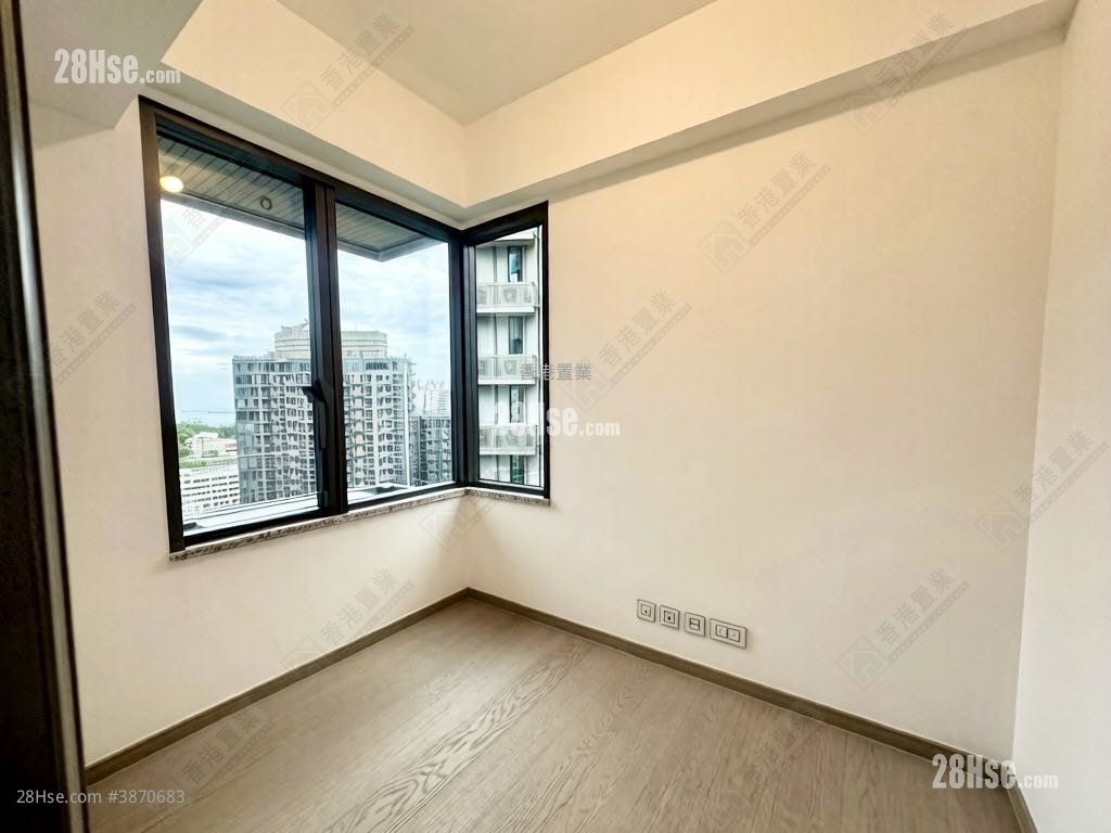 The Southside Rental 3 Bedrooms , 3 Bathrooms 802 ft² ( 74.5 m² )