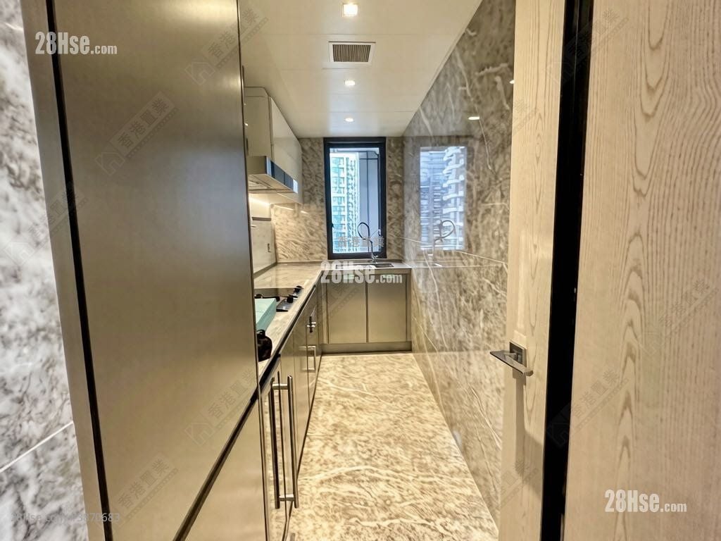 The Southside Rental 3 Bedrooms , 3 Bathrooms 802 ft² ( 74.5 m² )