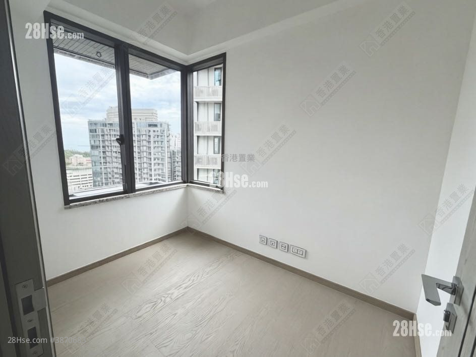 The Southside Rental 3 Bedrooms , 3 Bathrooms 802 ft² ( 74.5 m² )