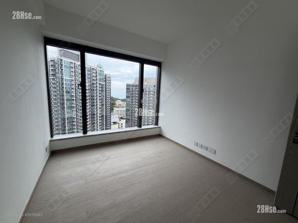 The Southside Rental 3 Bedrooms , 3 Bathrooms 802 ft² ( 74.5 m² )