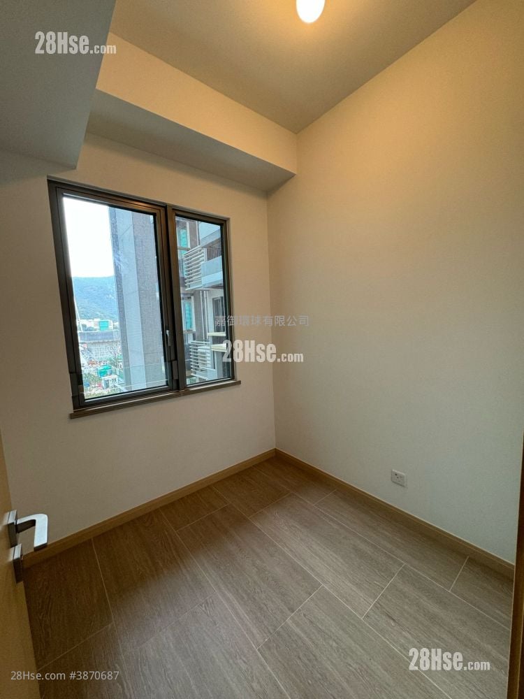 The Southside Rental 2 Bedrooms , 1 Bathroom 481 ft² ( 44.7 m² )