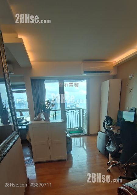 Grand Waterfront Sell 3 Bedrooms , 2 Bathrooms 616 ft² ( 57.2 m² )