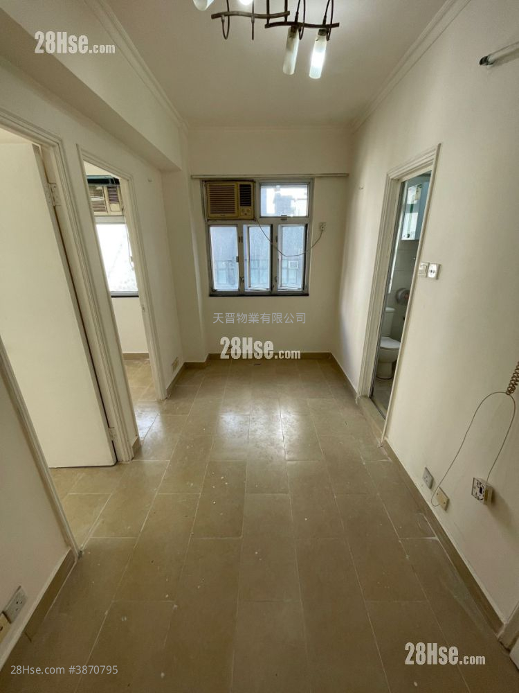 Fu Yip Building Sell 2 Bedrooms , 1 Bathroom 253 ft² ( 23.5 m² )