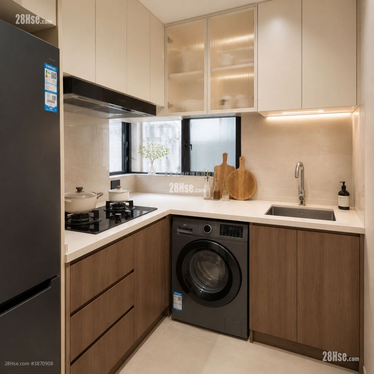 Tai Hing Gardens Sell 2 Bedrooms , 1 Bathroom 419 ft² ( 38.9 m² )