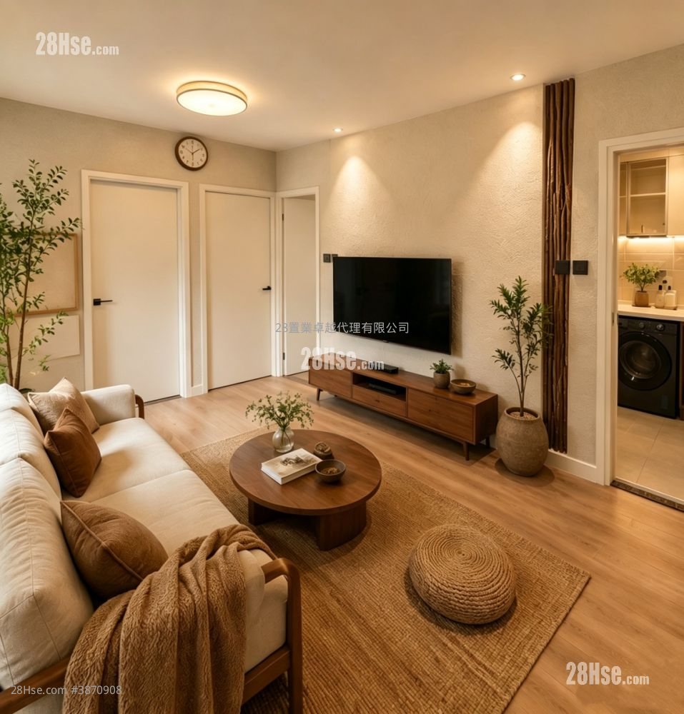 Tai Hing Gardens Sell 2 Bedrooms , 1 Bathroom 419 ft² ( 38.9 m² )