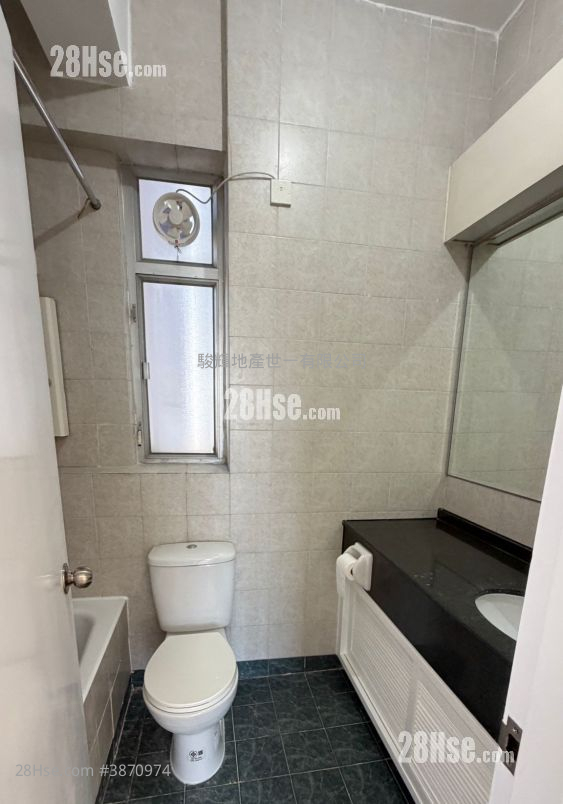 Liberty Mansion Rental 3 Bedrooms , 1 Bathroom 694 ft² ( 64.5 m² )