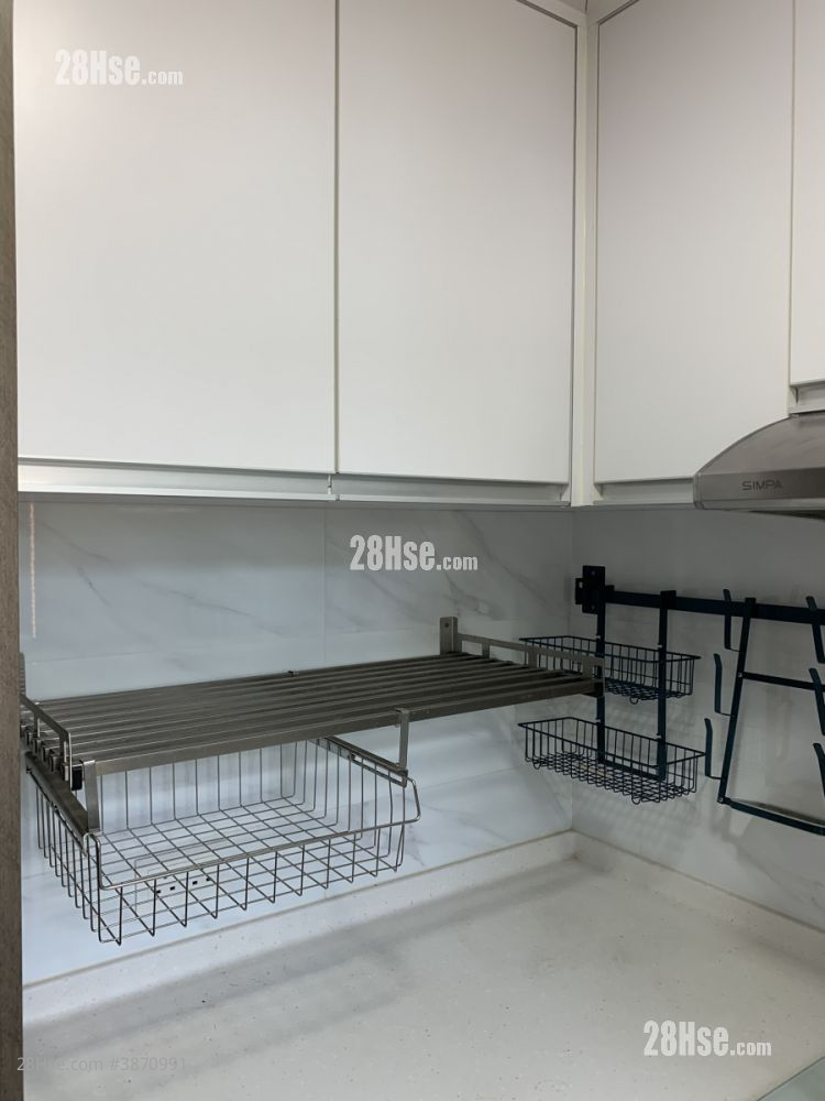 kitchen: Nob Hill Rental 2 Bedrooms , 1 Bathroom 455 ft² ( 42.3 m² )