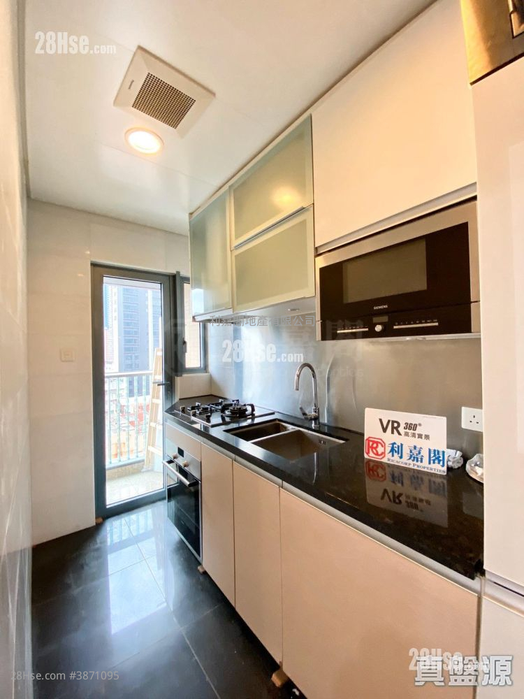 Park Summit Sell 3 Bedrooms , 2 Bathrooms 654 ft² ( 60.8 m² )