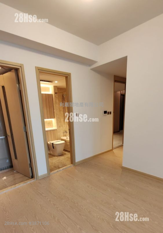 The Southside Rental 2 Bedrooms , 1 Bathroom 567 ft² ( 52.7 m² )