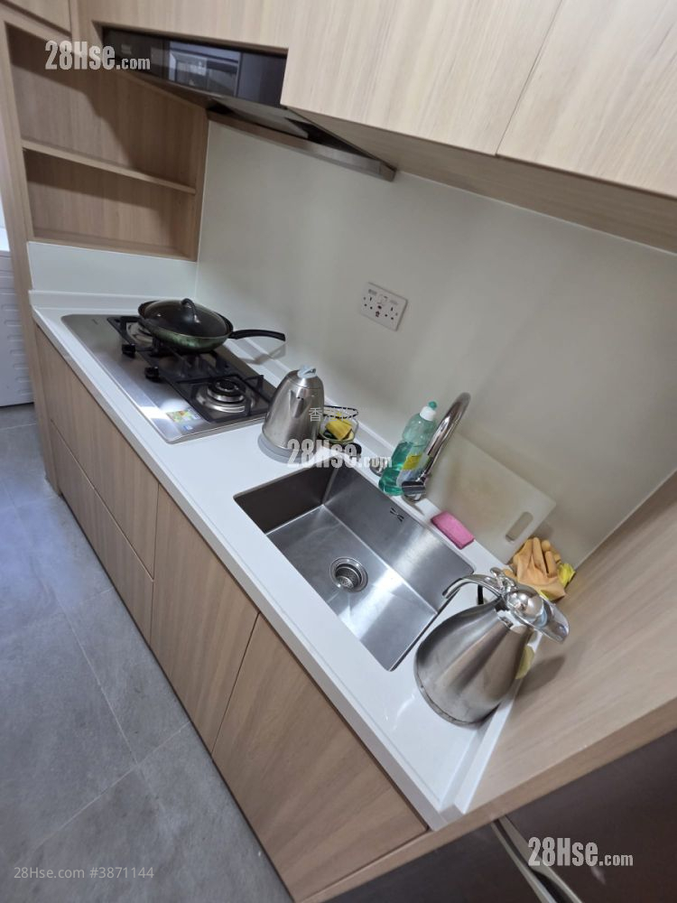 Bedford Gardens Rental 2 Bedrooms , 1 Bathroom 606 ft² ( 56.3 m² )