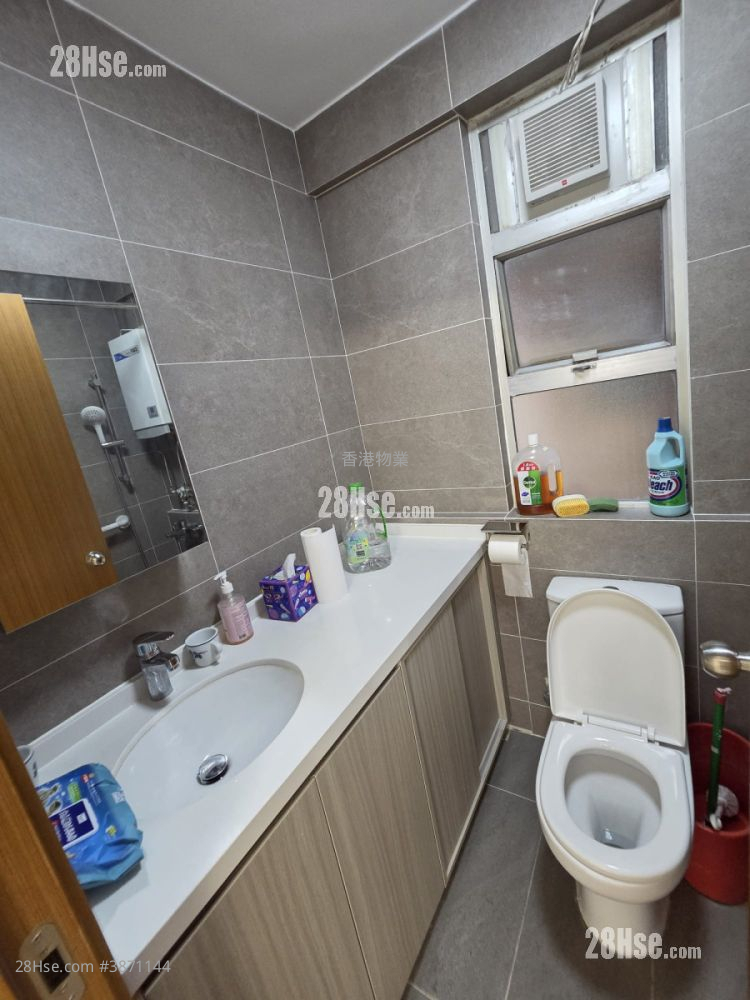 Bedford Gardens Rental 2 Bedrooms , 1 Bathroom 606 ft² ( 56.3 m² )