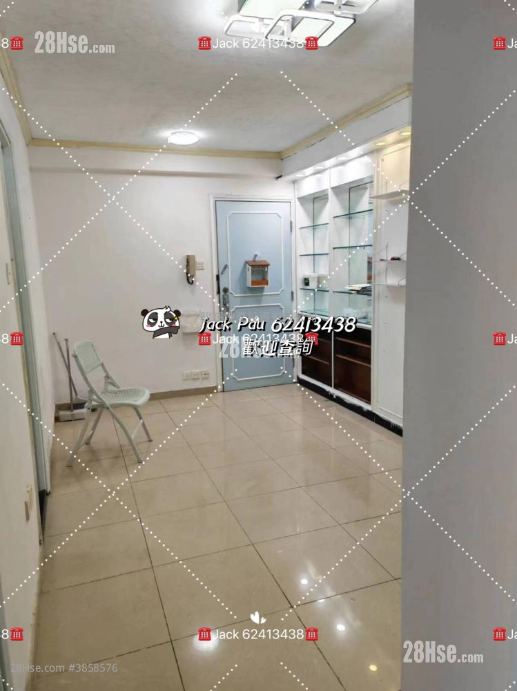Po Hang Building Rental 2 Bedrooms , 1 Bathroom 367 ft² ( 34.1 m² )