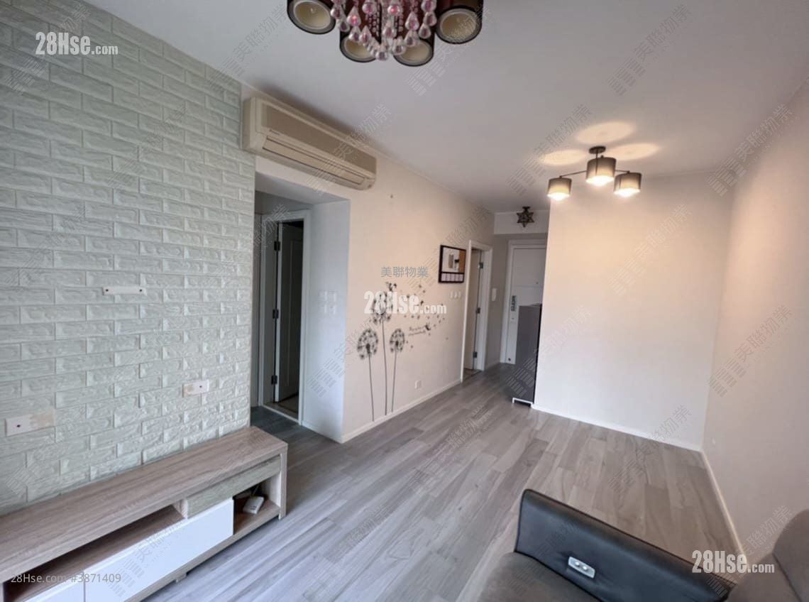 Harbour Green Sell 2 Bedrooms , 1 Bathroom 482 ft² ( 44.8 m² )