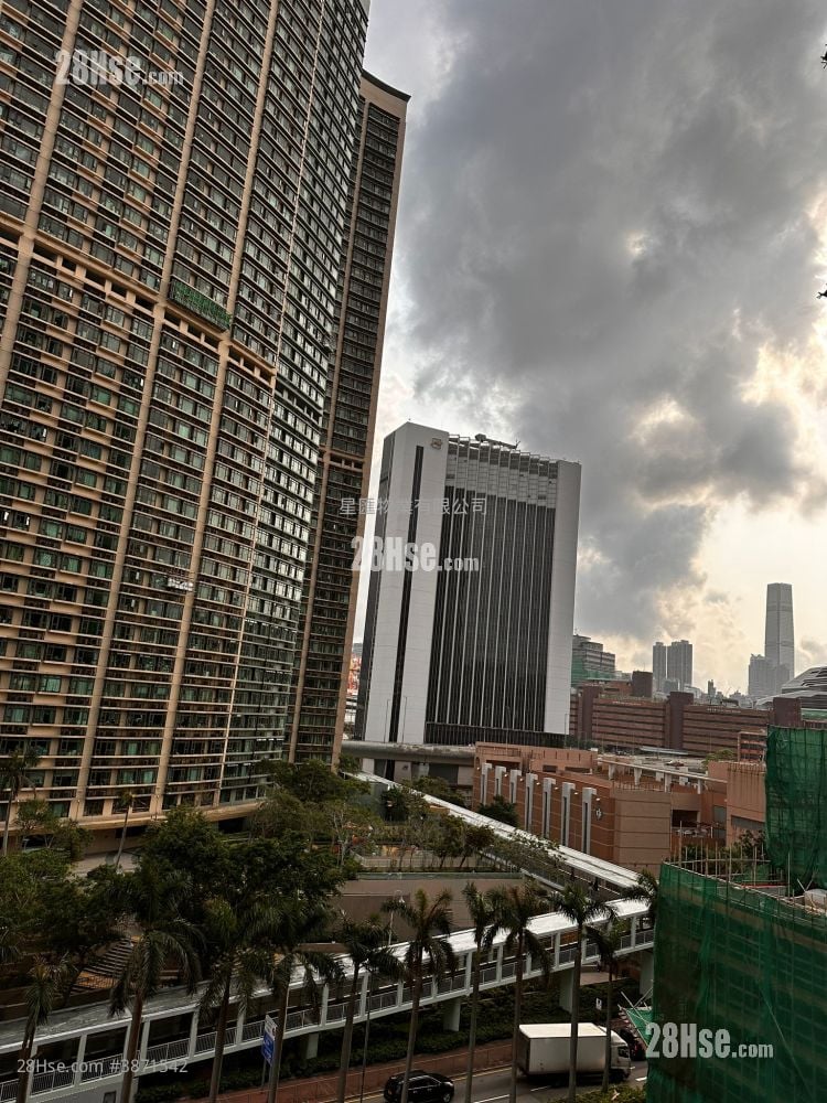 Hunghom Bay Centre Sell 3 Bedrooms , 2 Bathrooms 956 ft² ( 88.8 m² )