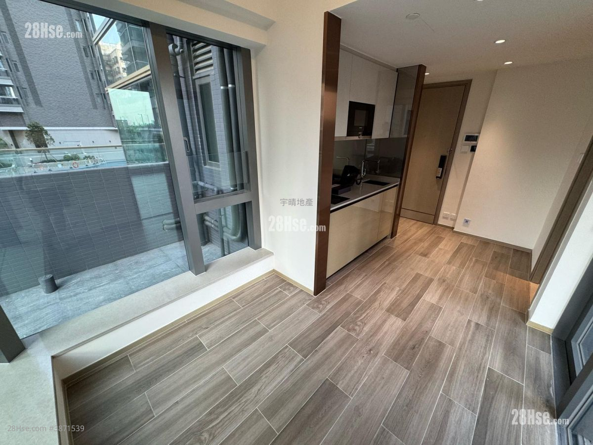 The Vim Sell Studio , 1 Bathroom 190 ft² ( 17.7 m² )
