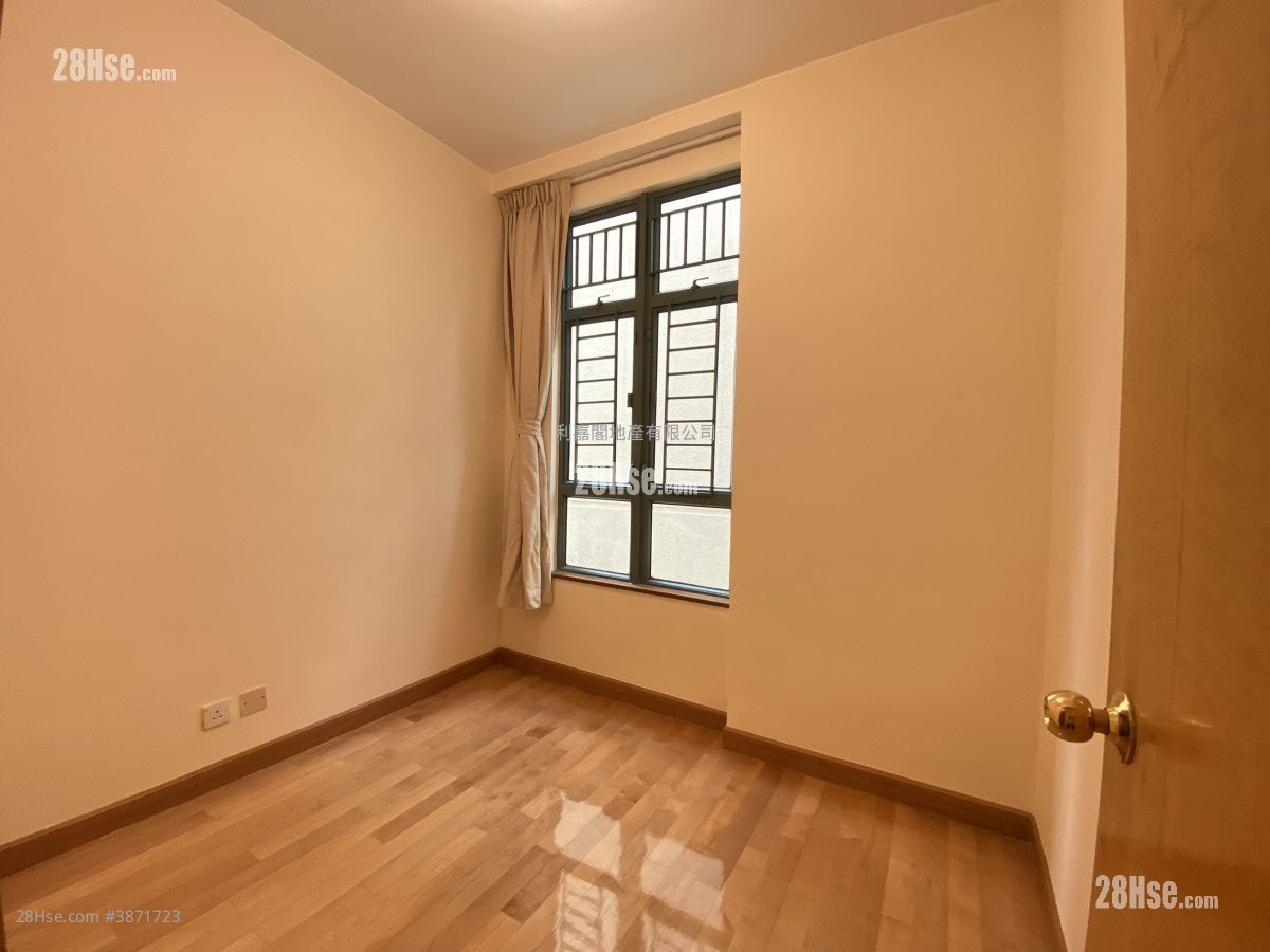 Villa Costa Rental 4 Bedrooms , 3 Bathrooms 3,169 ft² ( 294.4 m² )