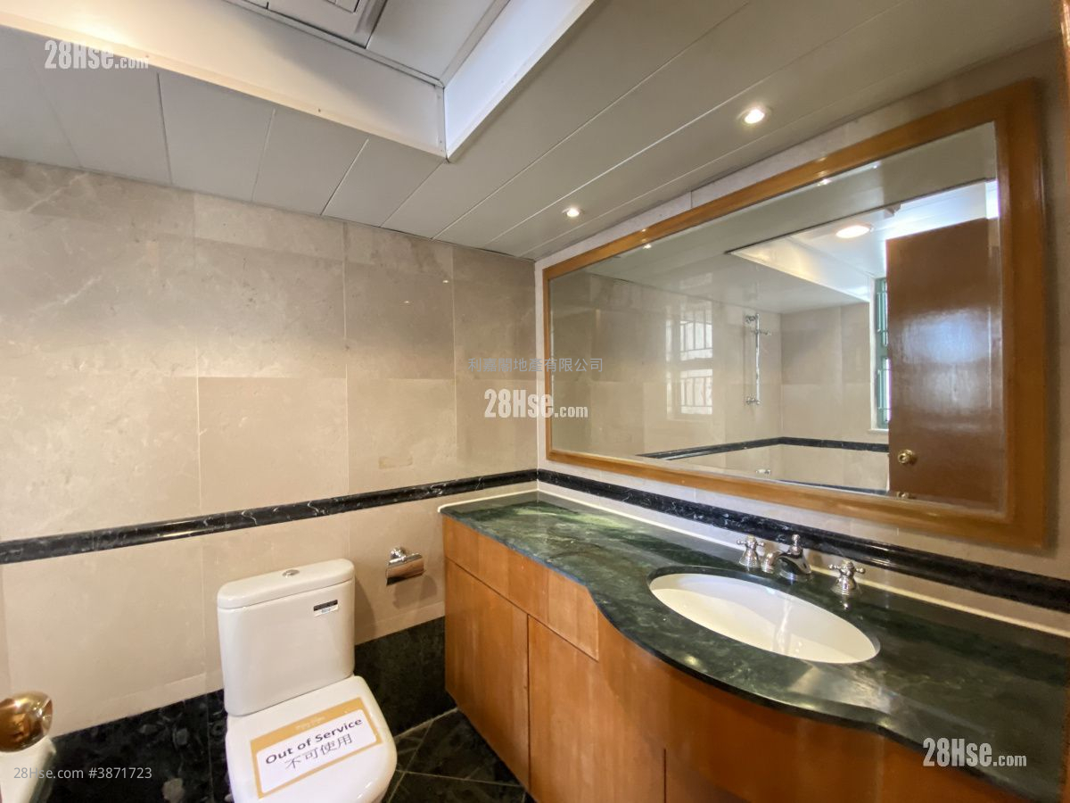 Villa Costa Rental 4 Bedrooms , 3 Bathrooms 3,169 ft² ( 294.4 m² )