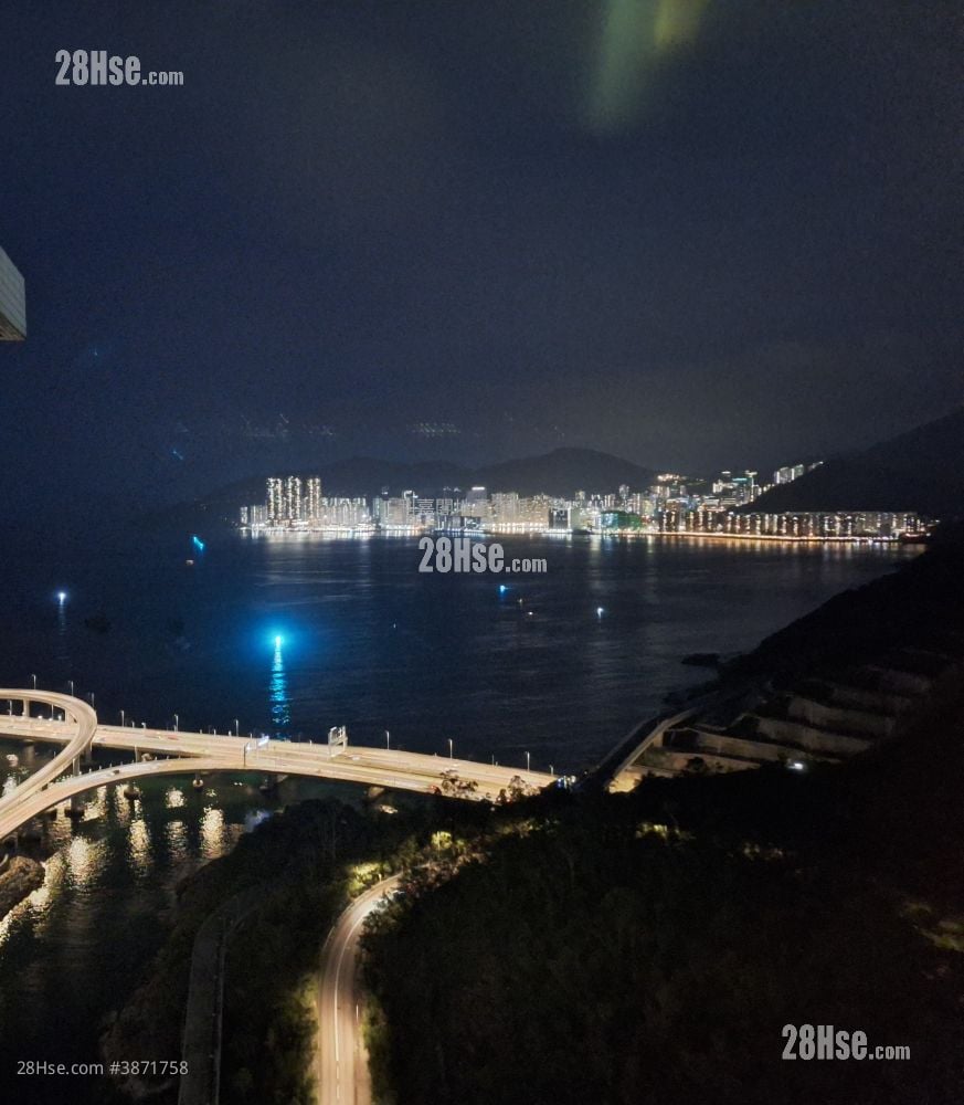 维景湾畔 租盘 4 房 , 3 浴室 784 平方尺 ( 72.8 平方米 )