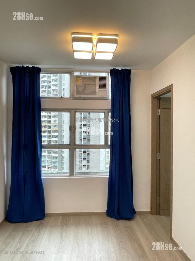 Kam Hay Court Sell 401 ft² ( 37.3 m² )
