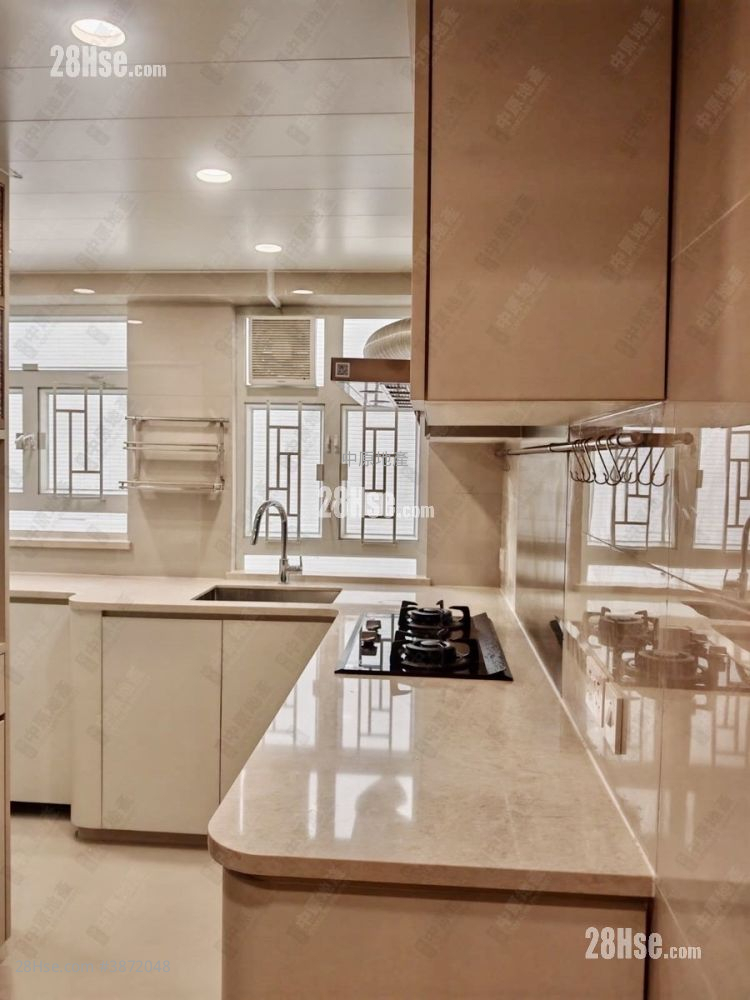Prince's Heights Rental 1,039 ft² ( 96.5 m² )