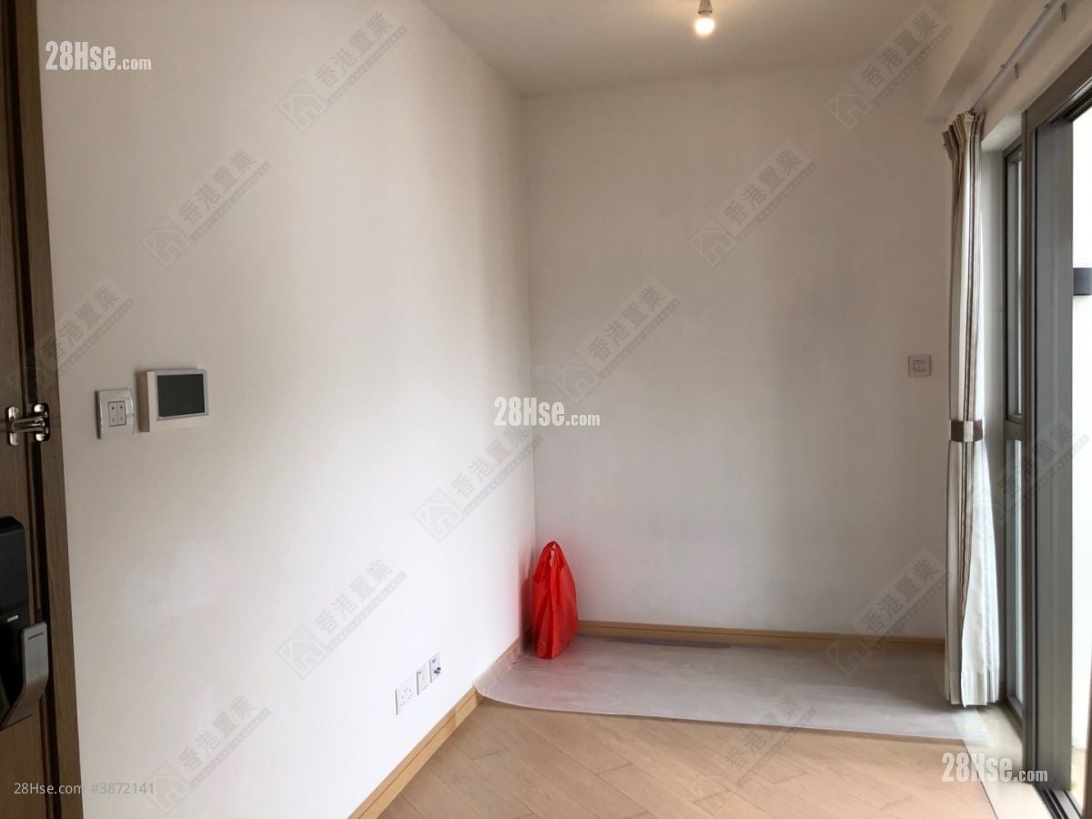 South Coast Rental Studio , 1 Bathroom 214 ft² ( 19.9 m² )