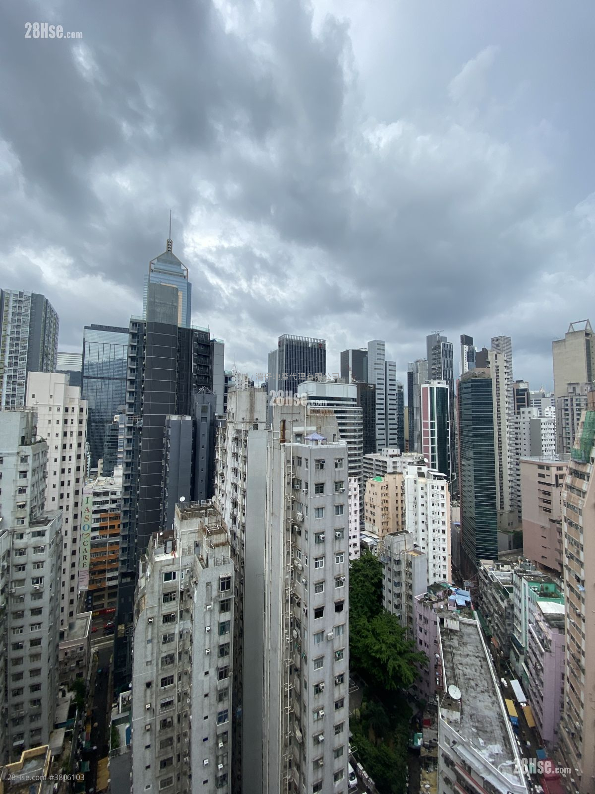 The Zenith Rental 2 Bedrooms , 1 Bathroom 492 ft² ( 45.7 m² )