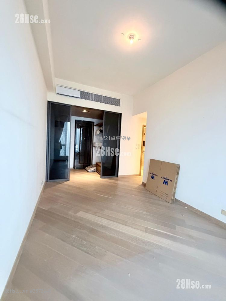 The Cullinan Rental 4 Bedrooms , 3 Bathrooms 1,443 ft² ( 134.1 m² )