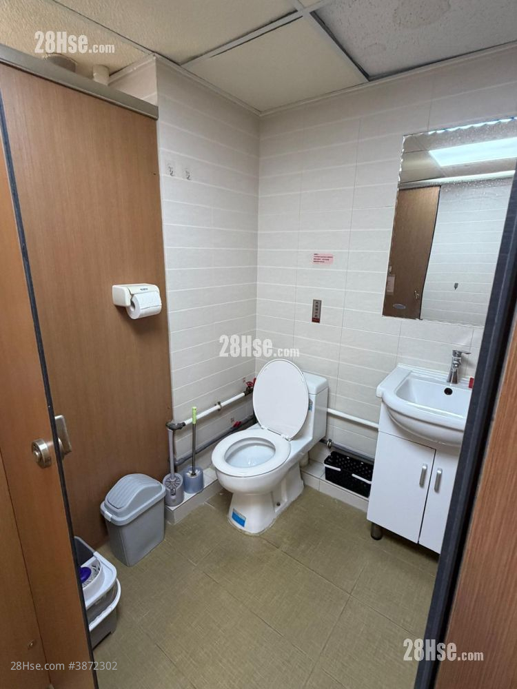 Gold King Industrial Building Rental 2 Bedrooms , 1 Toilet