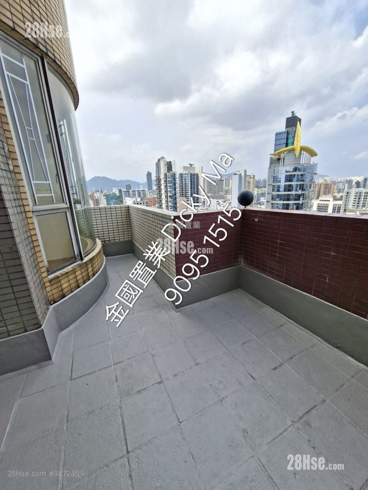 Liberty Mansion Rental 3 Bedrooms , 2 Bathrooms 697 ft² ( 64.8 m² )