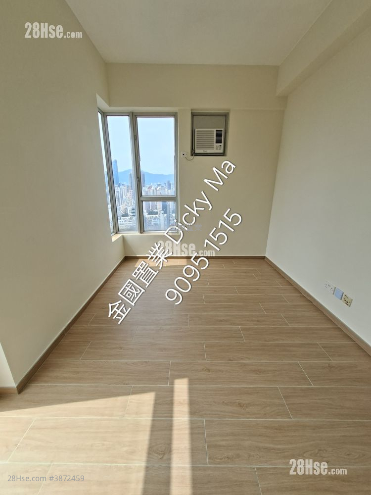 Liberty Mansion Rental 3 Bedrooms , 2 Bathrooms 697 ft² ( 64.8 m² )