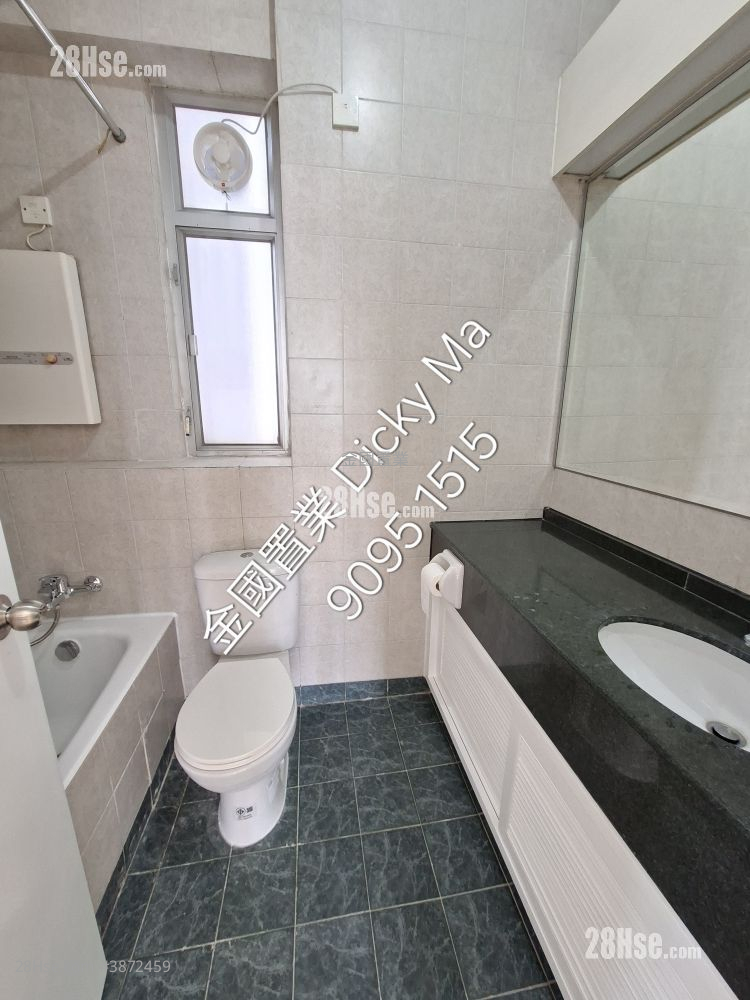 Liberty Mansion Rental 3 Bedrooms , 2 Bathrooms 697 ft² ( 64.8 m² )