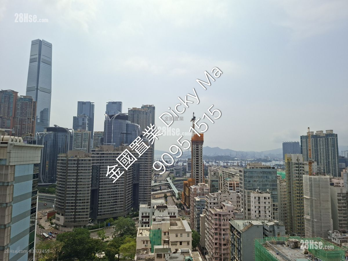 Liberty Mansion Rental 3 Bedrooms , 2 Bathrooms 697 ft² ( 64.8 m² )