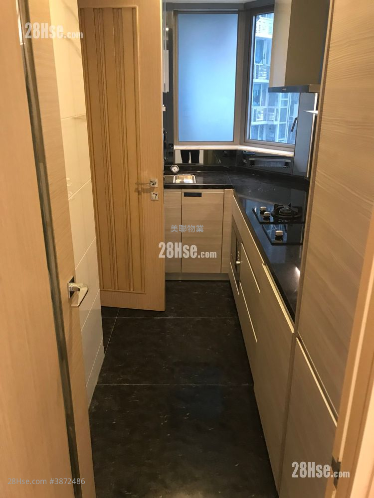 Ocean Pride Rental 3 Bedrooms , 2 Bathrooms 793 ft² ( 73.7 m² )