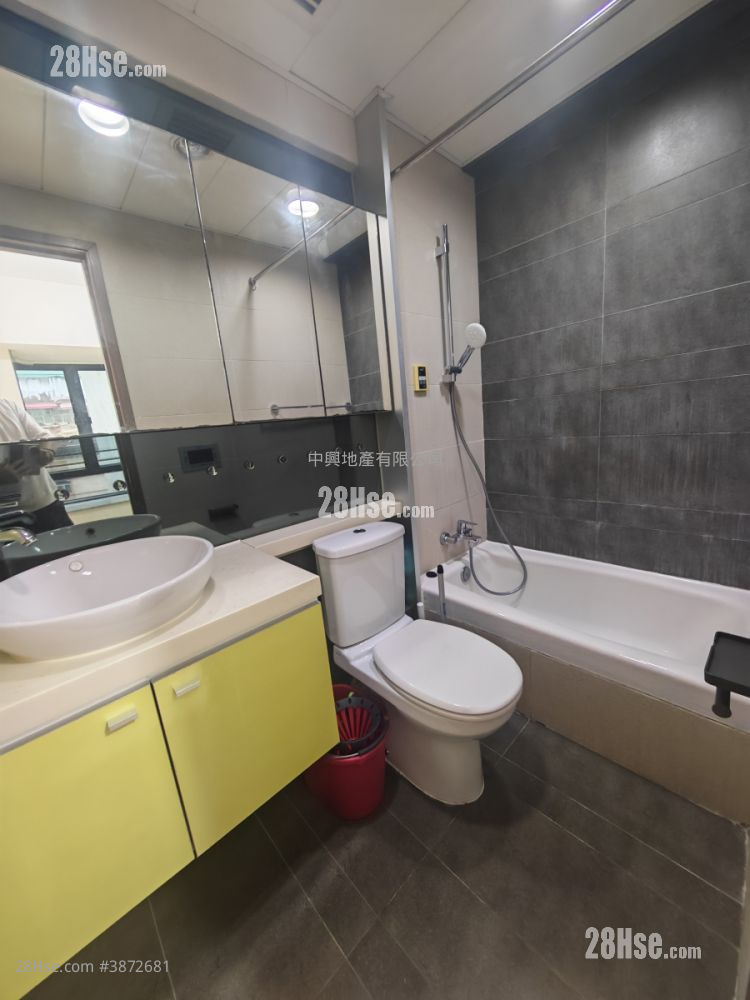 City 18 Rental 1 Bedroom , 1 Bathroom 253 ft² ( 23.5 m² )