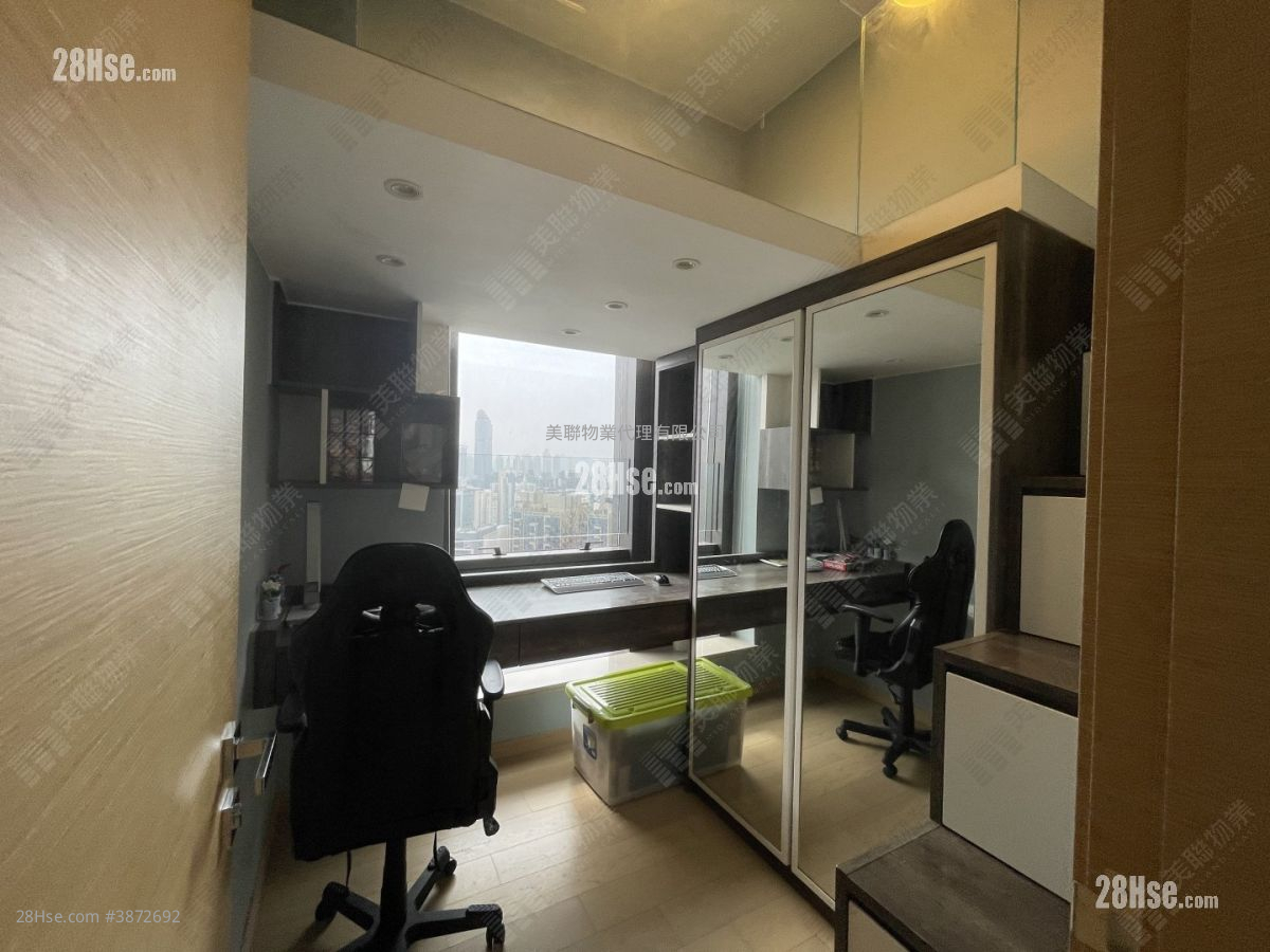 Mantin Heights Sell 2 Bedrooms , 1 Bathroom 581 ft² ( 54.0 m² )