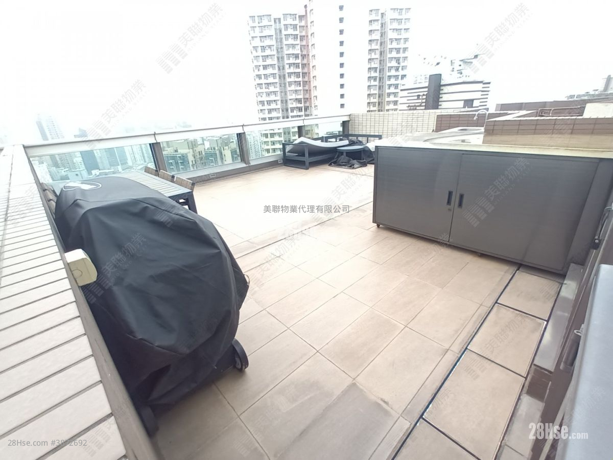 Mantin Heights Sell 2 Bedrooms , 1 Bathroom 581 ft² ( 54.0 m² )