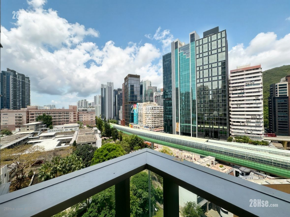 The Southside Rental 3 Bedrooms , 3 Bathrooms 1,006 ft² ( 93.5 m² )