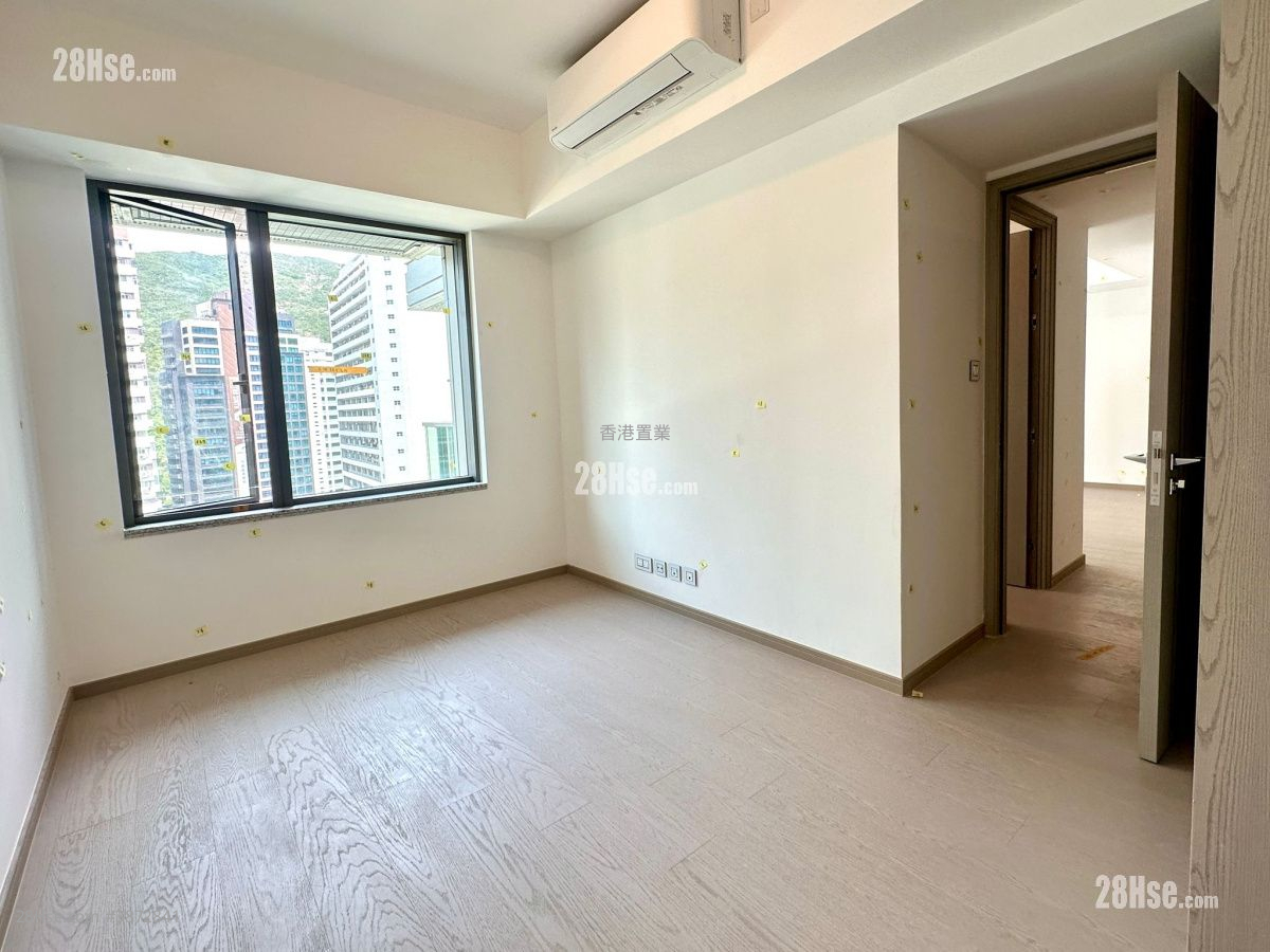 The Southside Rental 3 Bedrooms , 3 Bathrooms 1,006 ft² ( 93.5 m² )