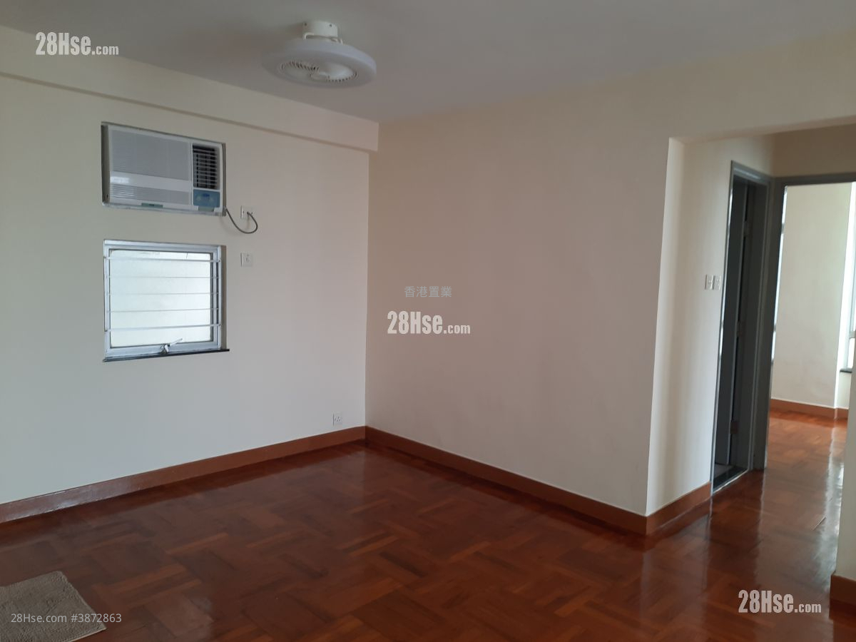 Laguna City Rental 2 Bedrooms , 1 Bathroom 517 ft² ( 48.0 m² )