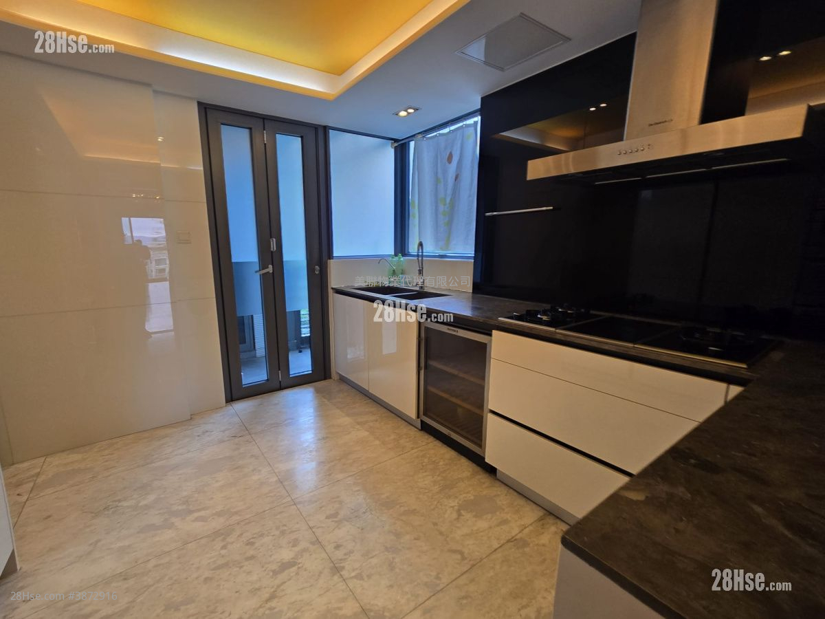 Providence Peak Sell 4 Bedrooms , 3 Bathrooms 1,531 ft² ( 142.2 m² )