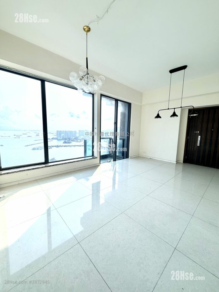 Crown By The Sea Sell 3 Bedrooms 1,026 ft² ( 95.3 m² )