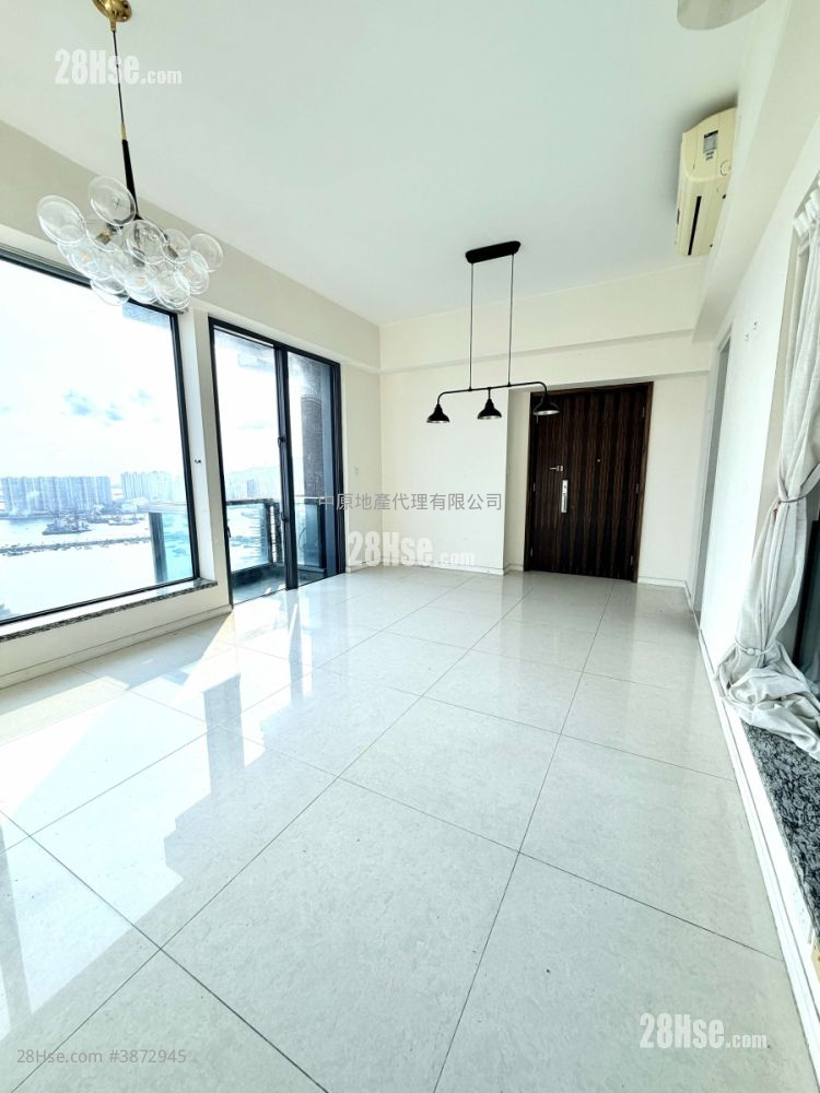 Crown By The Sea Sell 3 Bedrooms 1,026 ft² ( 95.3 m² )