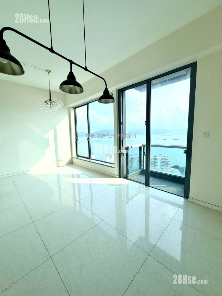 Crown By The Sea Sell 3 Bedrooms 1,026 ft² ( 95.3 m² )