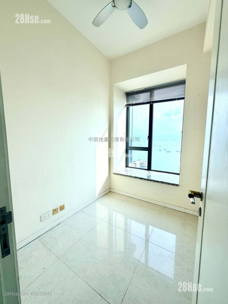 Crown By The Sea Sell 3 Bedrooms 1,026 ft² ( 95.3 m² )